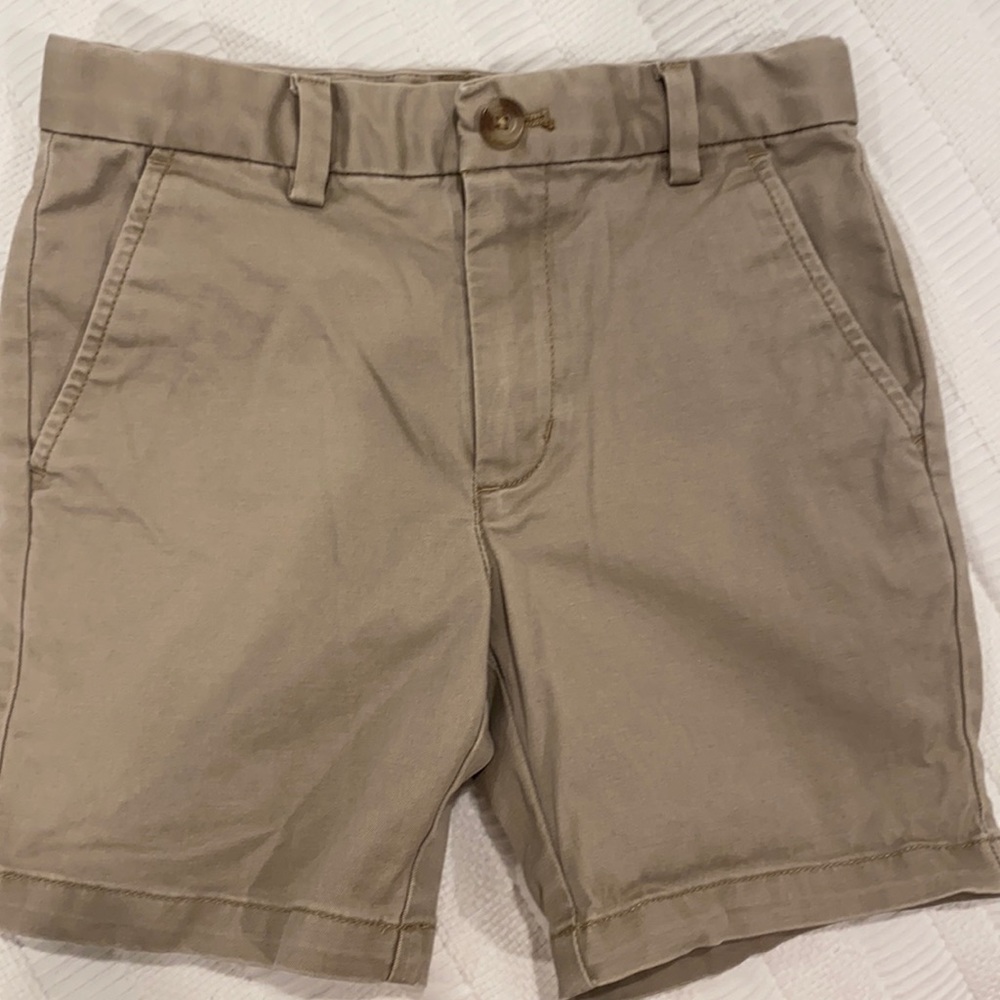 Vineyard Vines shorts